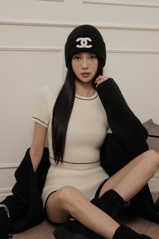 撞色圓領針織短袖上衣