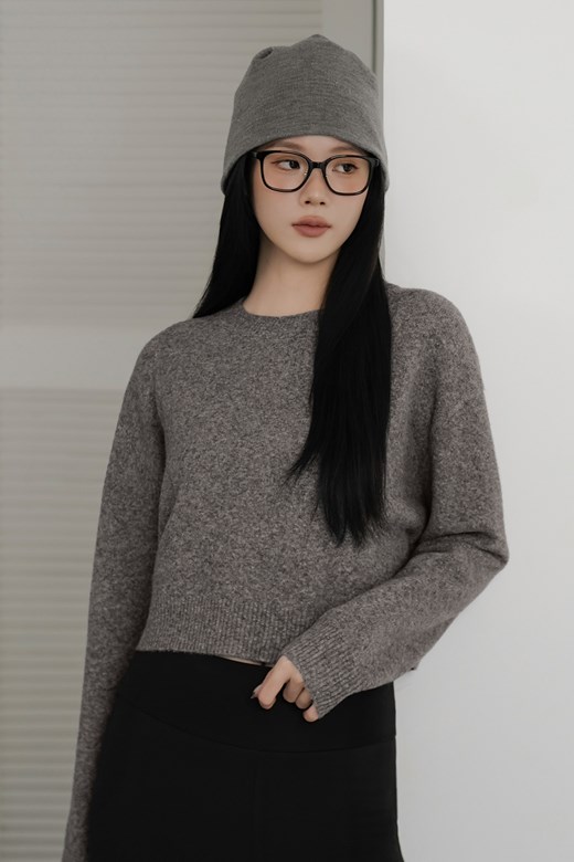 羊毛短版針織長袖上衣