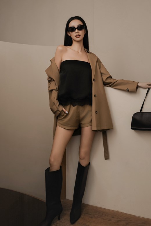 金棕斜口西裝短褲
