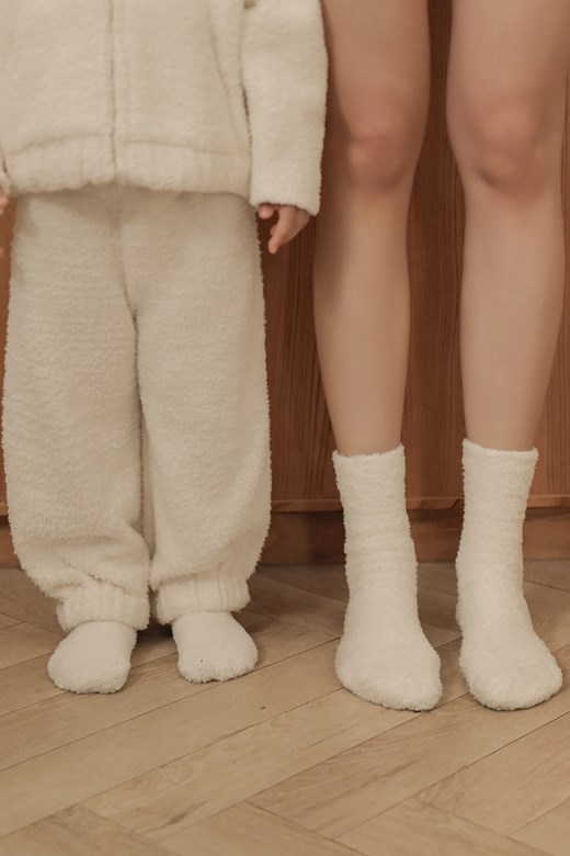 FLUFFY中筒襪