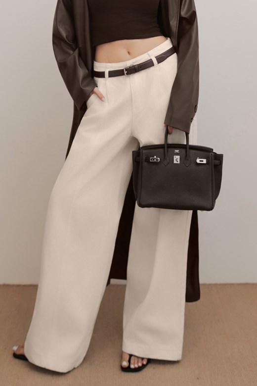 壓線打摺白牛仔寬褲