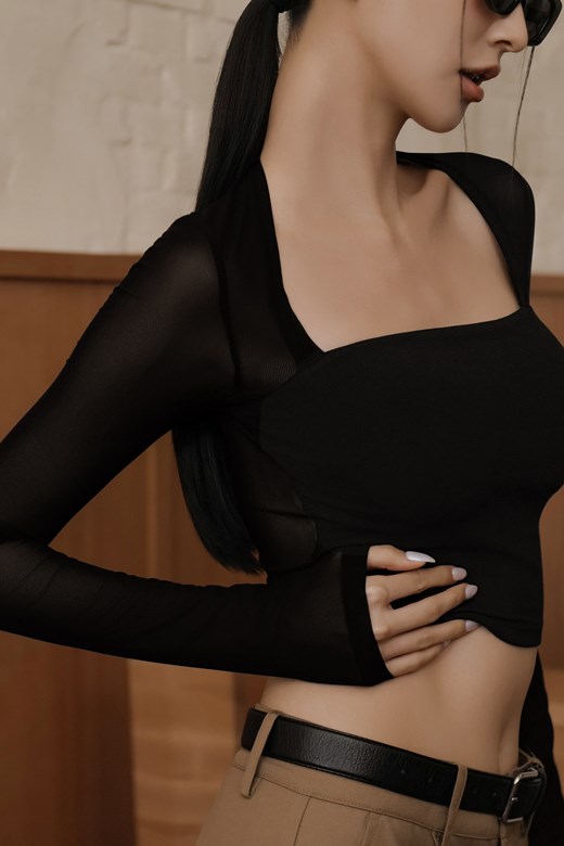 網紗美背拼接長袖BRATOP