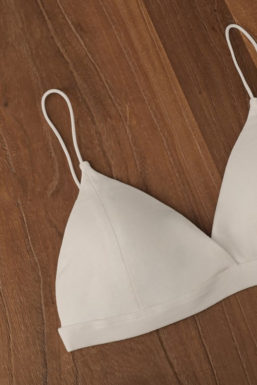 美背細帶三角杯BRA