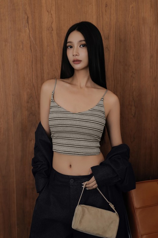 V領條紋細肩BRATOP