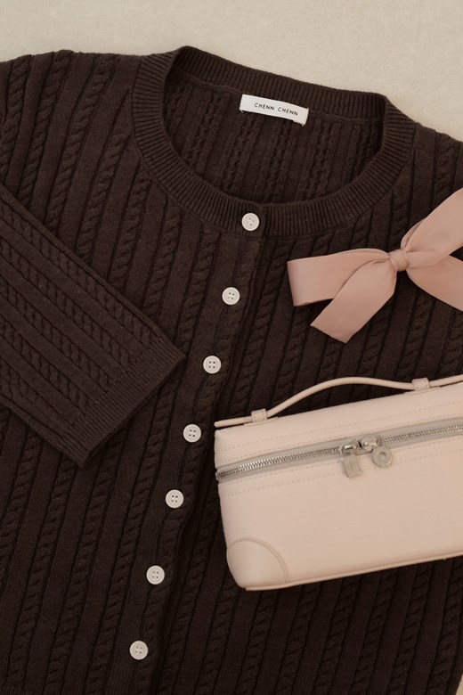 圓領麻花排釦開衫