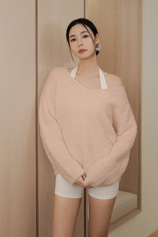 仿貂毛V領寬鬆毛衣