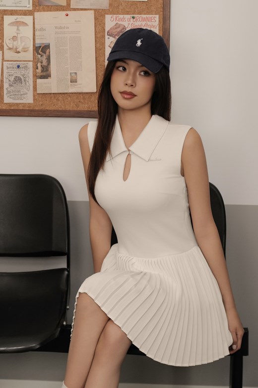 翻領拼接百摺BRA短洋