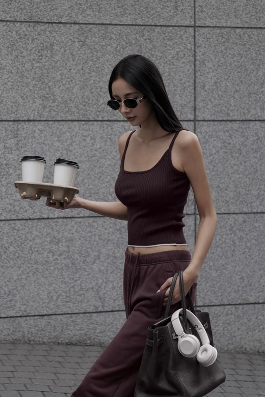 細肩撞色針織背心