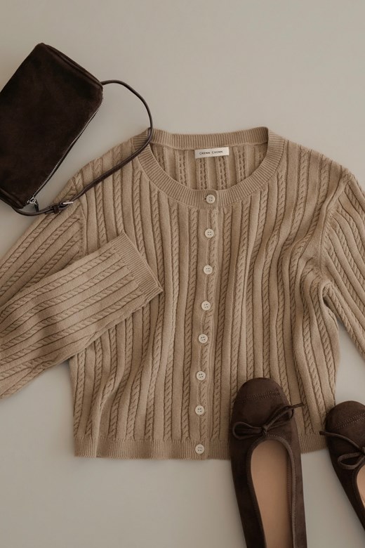 圓領麻花排釦開衫