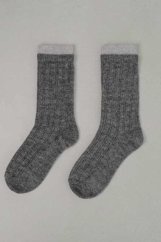 撞色拼接羊毛中筒襪