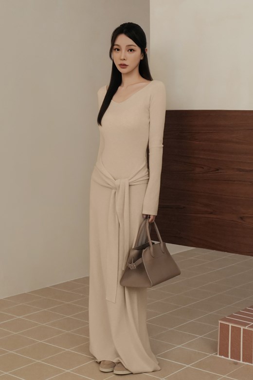 細針羊毛綁帶抓皺長洋