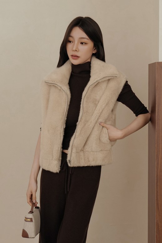 仿貂毛翻領背心外套