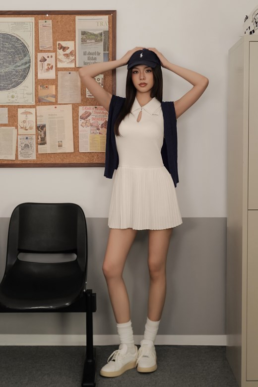 翻領拼接百摺BRA短洋