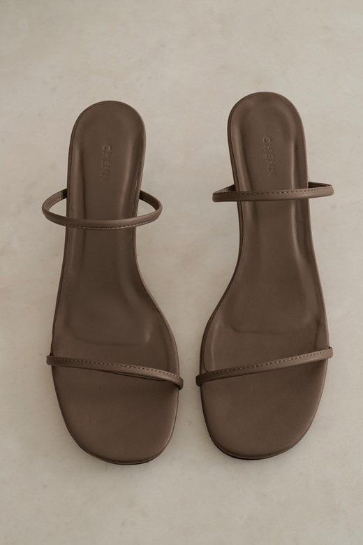 雙細帶高跟涼鞋