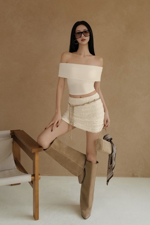 荷葉邊皺皺短裙