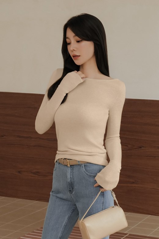 細針羊毛平領長袖上衣