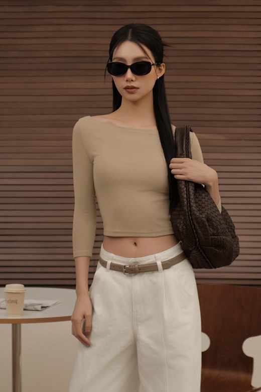 船型領棉質七分袖上衣