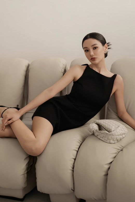 削肩收腰西裝短洋