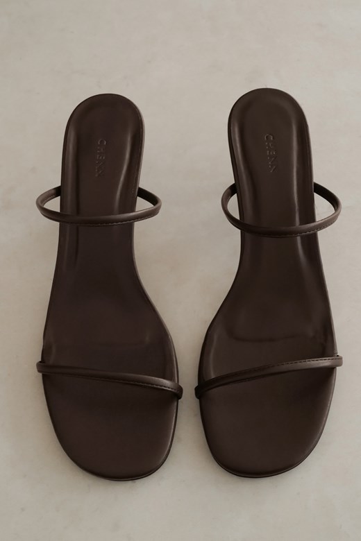 雙細帶高跟涼鞋