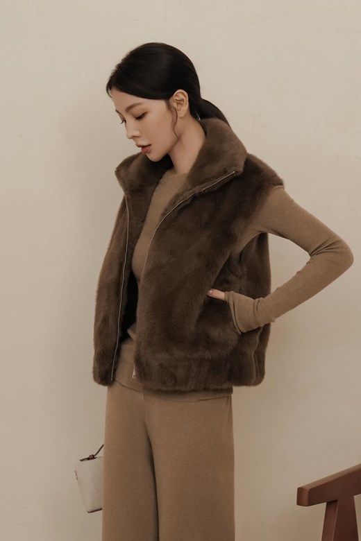 仿貂毛翻領背心外套