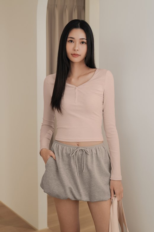 V領坑條長袖上衣