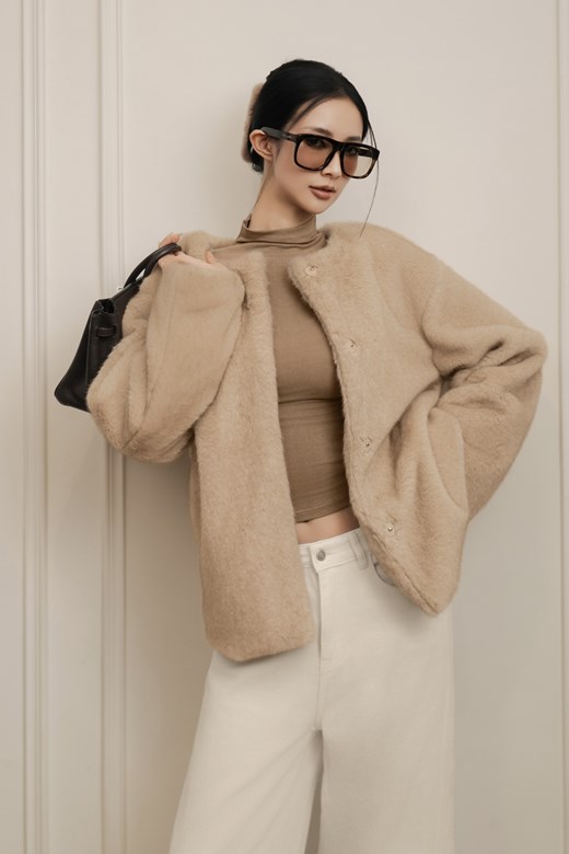 仿貂毛壓釦外套