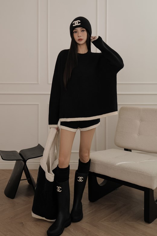 撞色圓領寬鬆針織毛衣