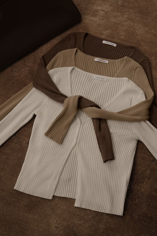 V領鉤釦針織開衫