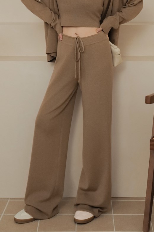 細針羊毛抽繩寬褲