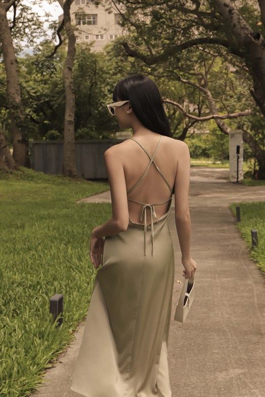 緞面美背綁帶長洋
