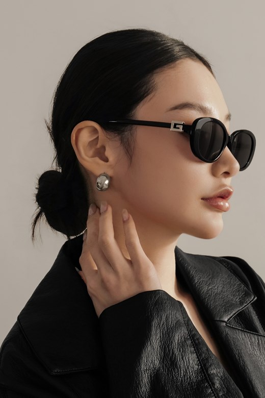 金屬寬面弧型C字耳環