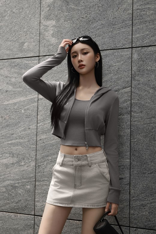 合身拉鏈連帽外套