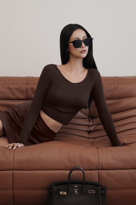 V領坑條針織長袖