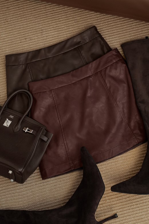 壓線皮革短褲裙