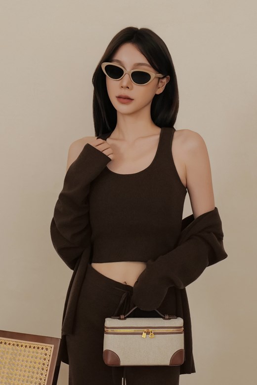 細針羊毛削肩BRATOP