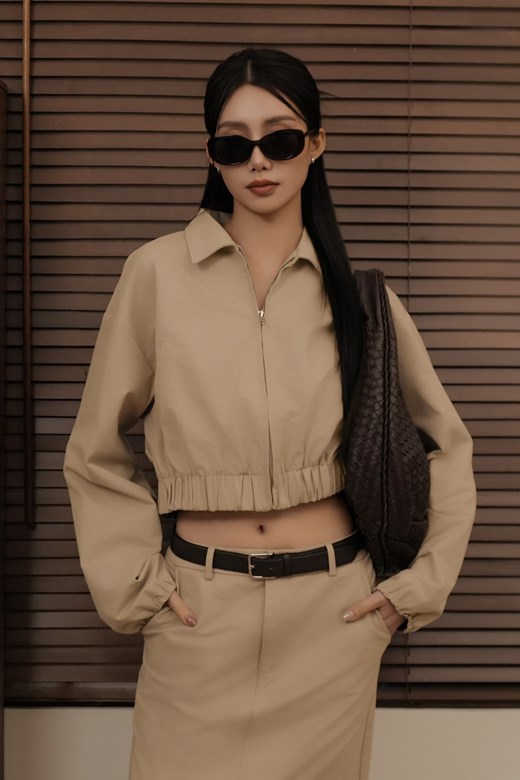 淺卡其短版夾克外套