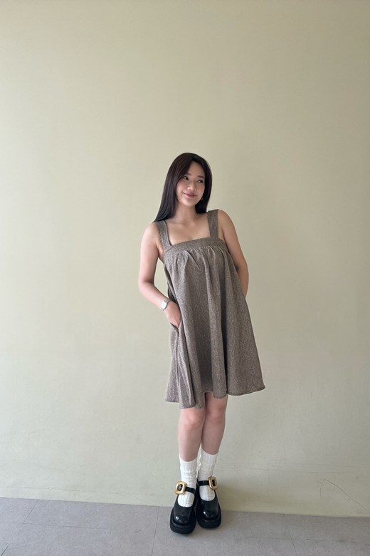 可調節傘狀洋裝