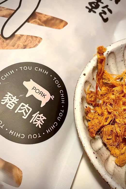 TOU CHIH 偷吃肉乾_豬肉條(絲) 300g