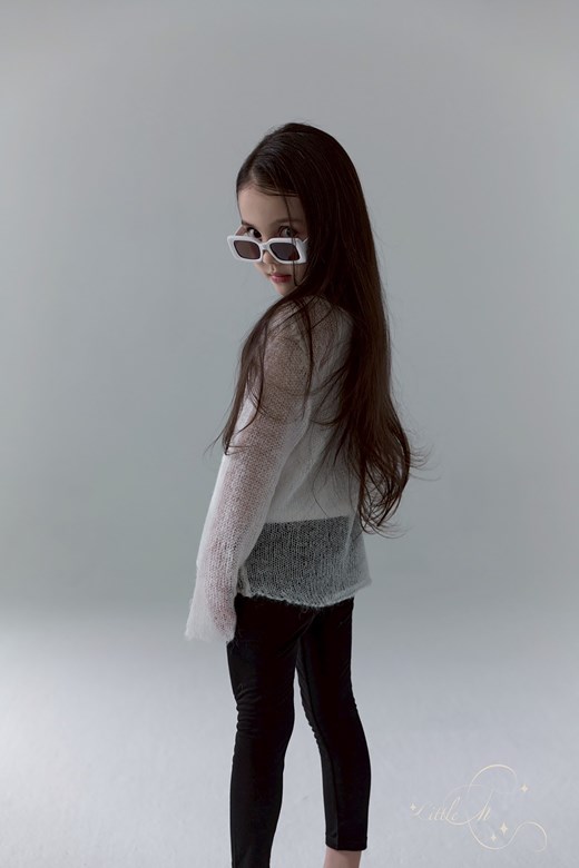 Little Loose-Knit Long Sleeve Top