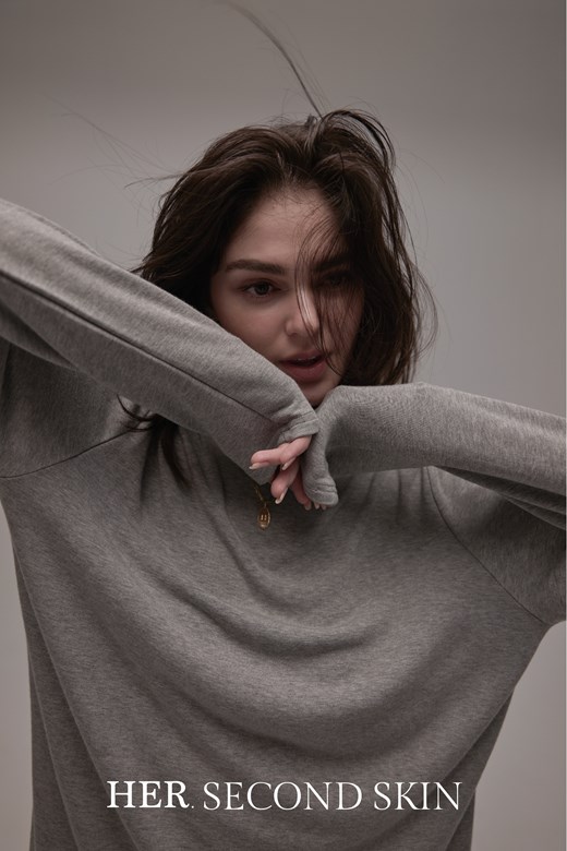 第二層肌膚｜Unisex 柔彈人造絲長袖