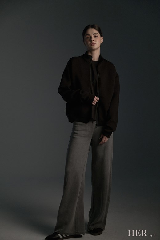 人造絲柔墜修身寬版丹寧褲