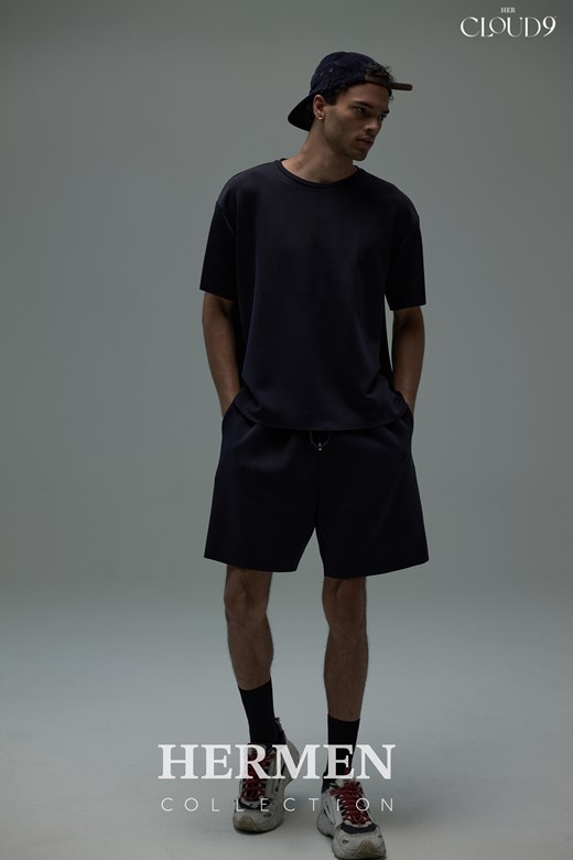 雲朵 UNISEX 寬版落肩短袖