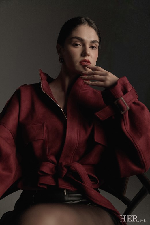 靜奢麂皮短版夾克