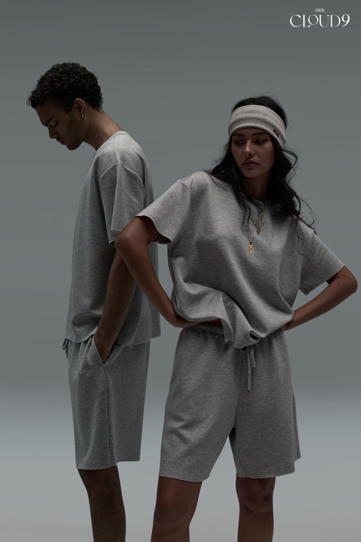 雲朵 UNISEX 寬版落肩短袖