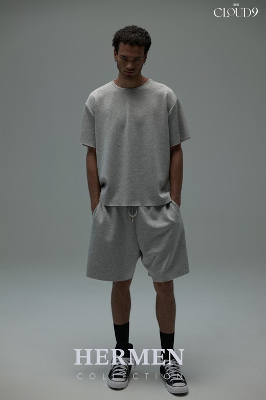 雲朵 UNISEX 寬版落肩短袖