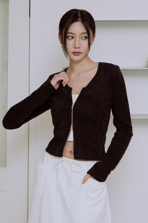 微霧毛感親膚拉鍊上衣