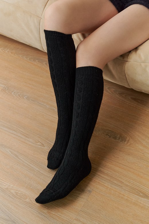 堆堆坑條中筒襪
