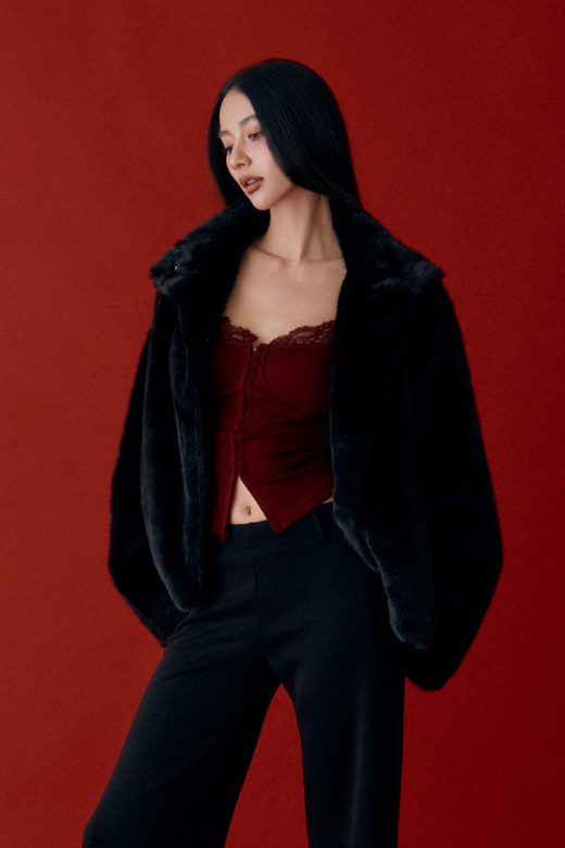 大翻領皮草外套