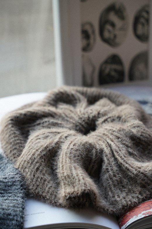 毛絨霧感條紋大腸圈