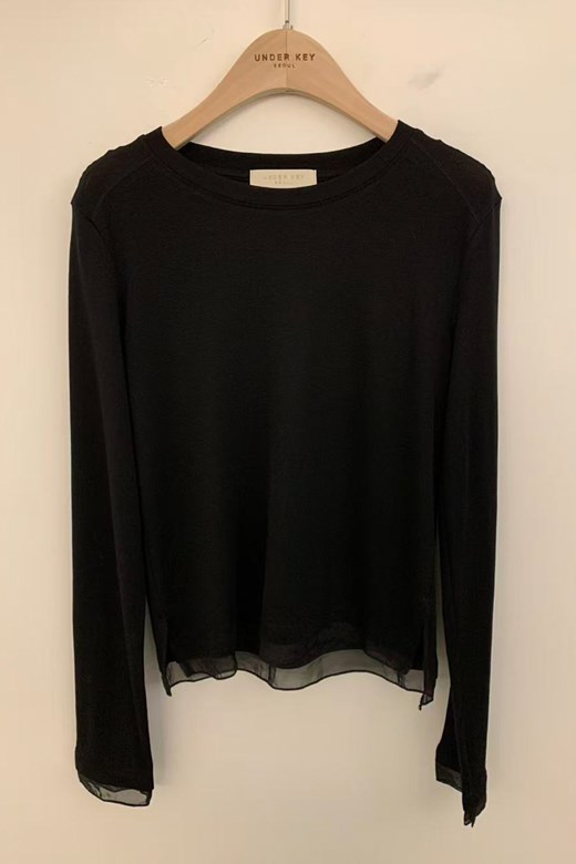 18 親膚圓領微透長袖上衣